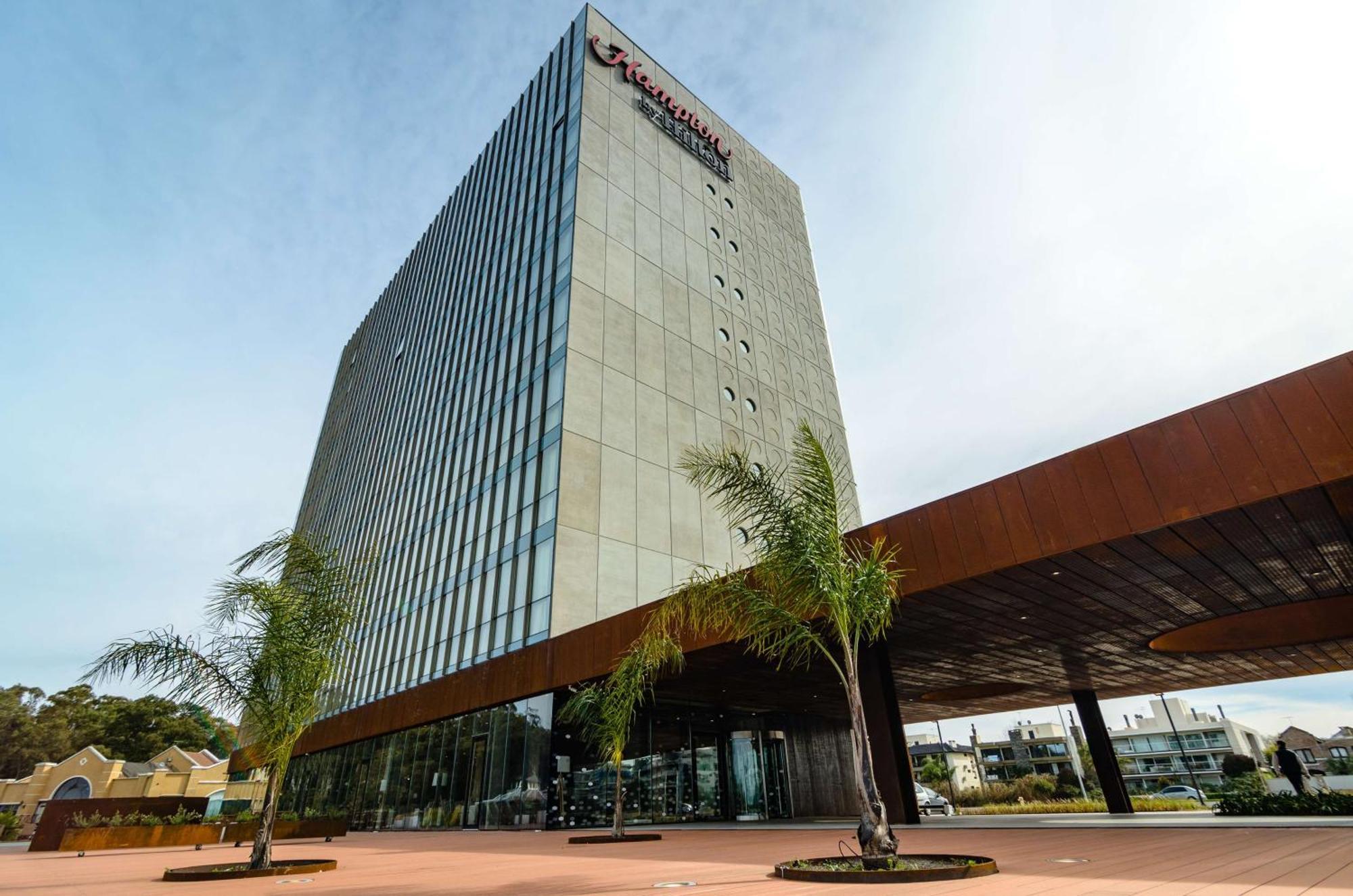 Hotel Hampton By Hilton Montevideo Carrasco Ciudad de la Costa Esterno foto